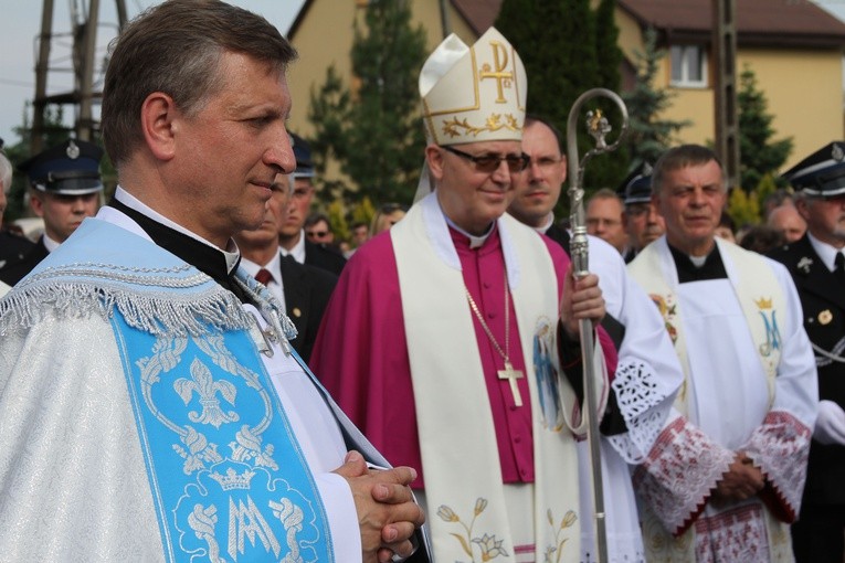 Dobrzyków. Nawiedzenie w parafii św. Stanisława BM