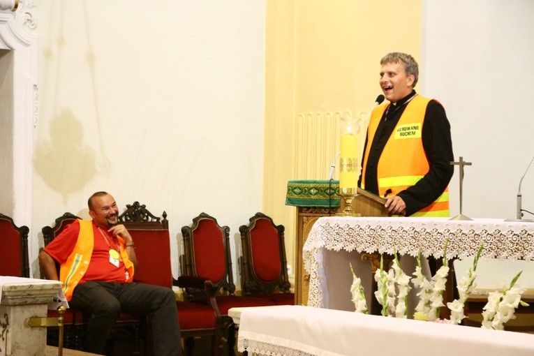 Nabożeństwo powołaniowe w Tworogu