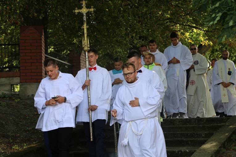 Rostkowo. Pielgrzymka dzieci (część II)