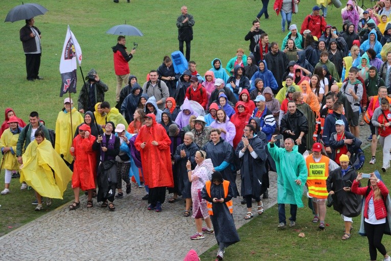 Pielgrzymka 2019. Wejście na Jasną Górę - część I