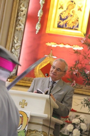 Poświęcenie tablicy wołyńskiej w Płocku