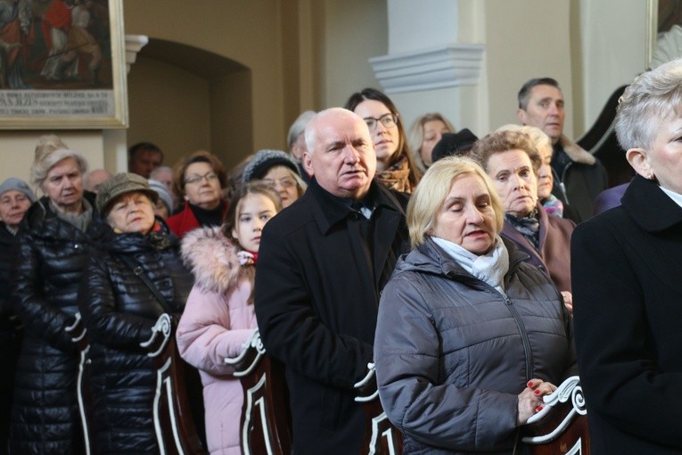 Pułtusk. Jubileusz parafii św. Józefa i wprowadzenie relikwii św. Jana Pawła II