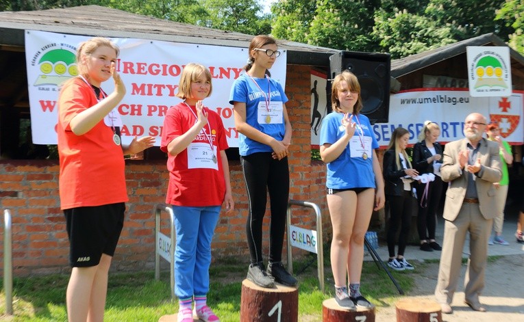 XIII Mityng w Biegach Przełajowych Olimpiad Specjalnych w Elblągu