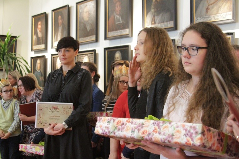 Nagrody dla budowniczych rodzinnych szopek