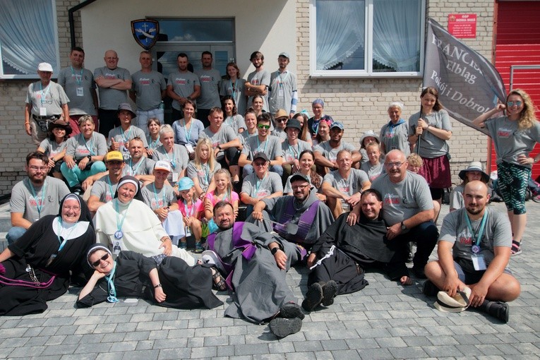 Pieszo i rowerem na Jasną Górę