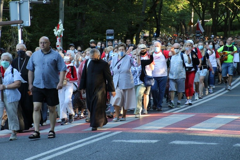 Pielgrzymka z Płocka na Jasną Górę. Cz. 2.