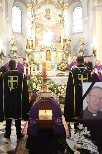 Pogrzeb ks. kan. Mieczysława Zdanowskiego