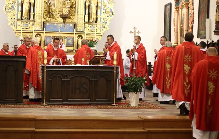 Nowy Staw - instalacja kanoników