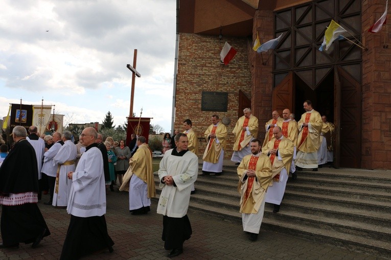 Ciechanów. Jubileusz parafii św. Piotra Apostoła