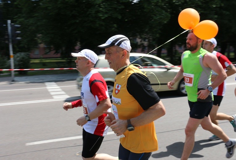 Biegłeś z Piekarczykiem? Odnajdź się na trasie.