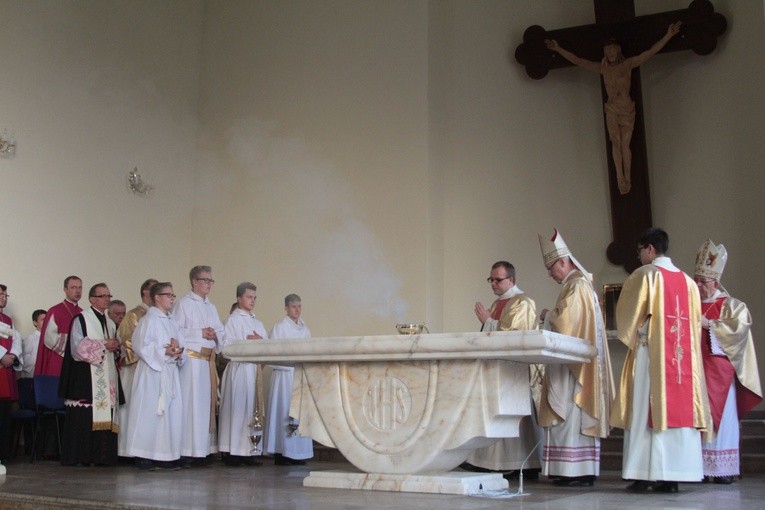 Poświęcenie kościoła w Płocku. Część 2