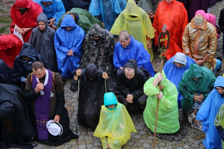 Pielgrzymka 2019. Wejście na Jasną Górę - część I