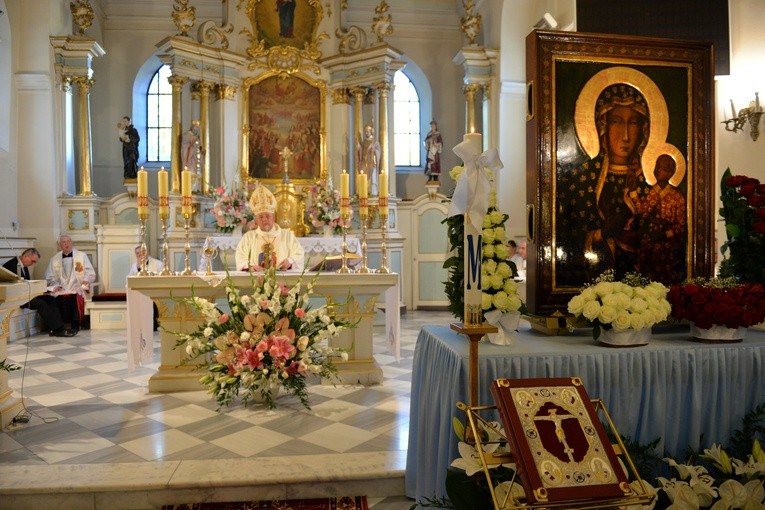 Karniewo. Nawiedzenie w parafii pw. Wszystkich Świetych