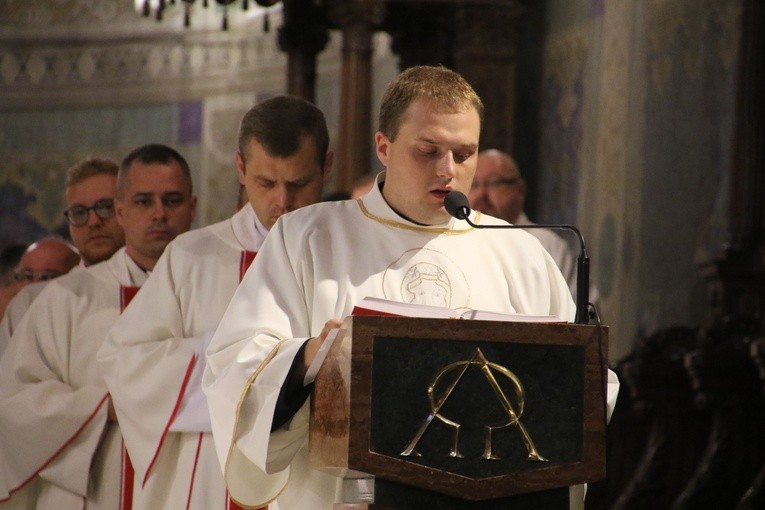 Pielgrzymka na Jasną Górę. Msza św. w katedrze cz. 1