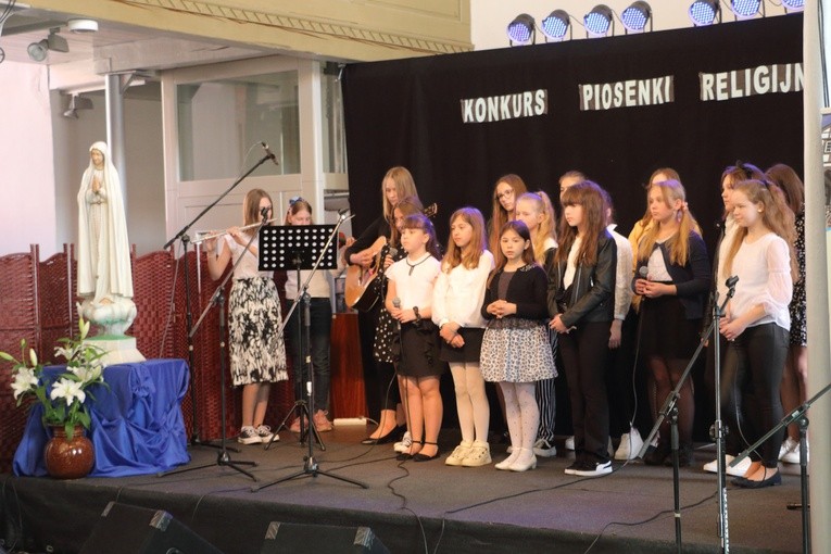 Nowy Staw. Przegląd piosenki religijnej