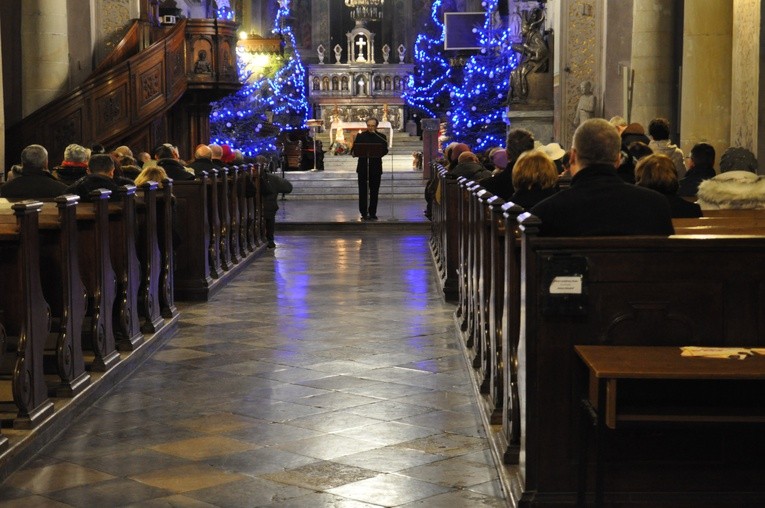 Czciciele św. Antoniego w katedrze