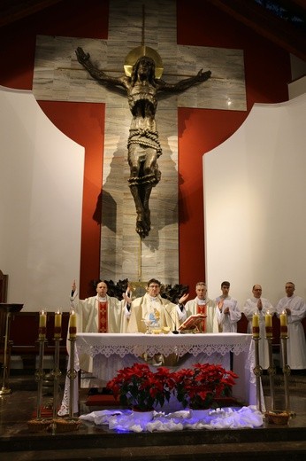 Płońsk. Msza św. inaugurująca Orszak Trzech Króli i Rok św. Jana Pawła II 