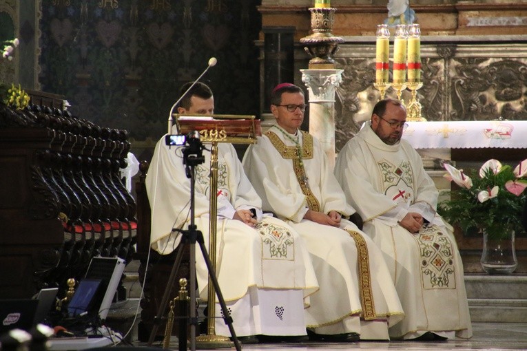 Niedziela Biblijna w płockiej katedrze