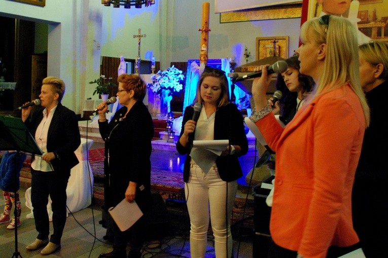 Czuwanie maryjne w Gąbinie