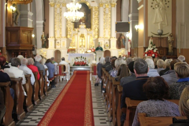 Byli alumni-żołnierze w Pomiechowie