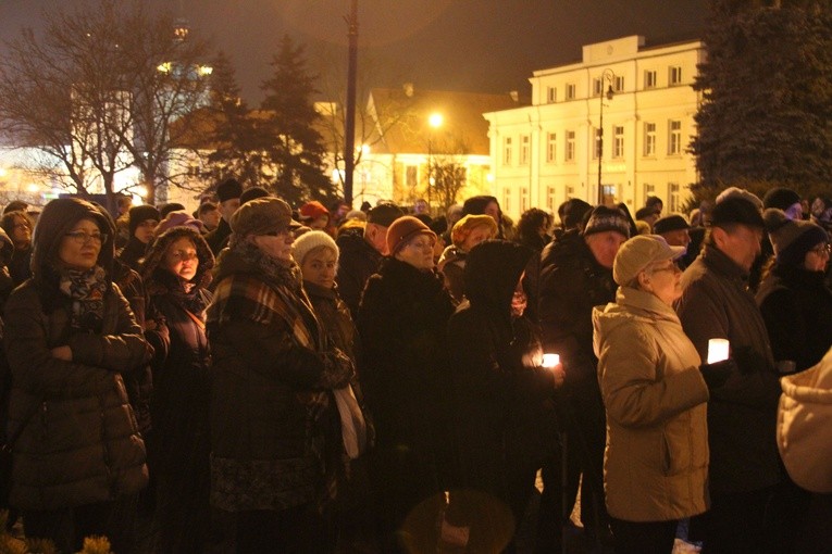 Płocka droga krzyżowa 2018