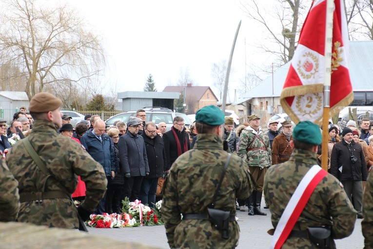 Pałuki. Obchody upamiętniające żołnierzy wyklętych