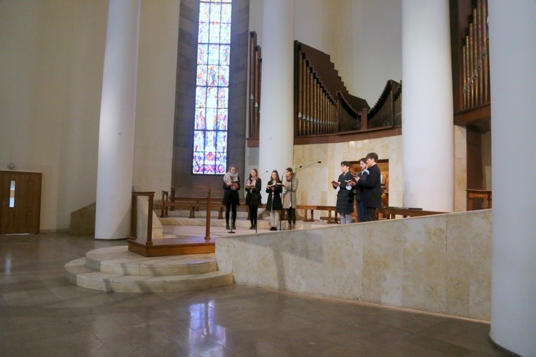 Katowice. Msza św. w intencji maturzystów