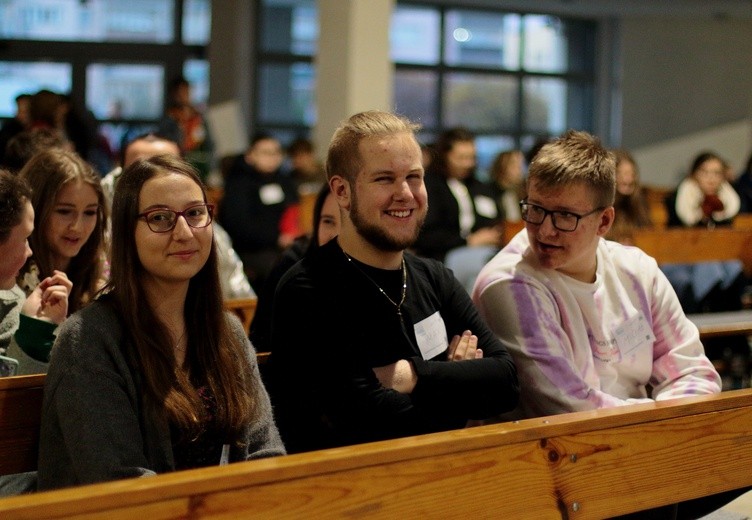Malbork. Czuwanie młodzieży diecezji elbląskiej 