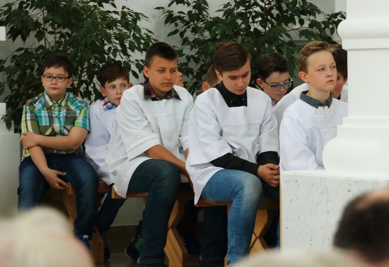 Konsekracja świątyni - parafia Trójcy Przenajświętszej Morąg