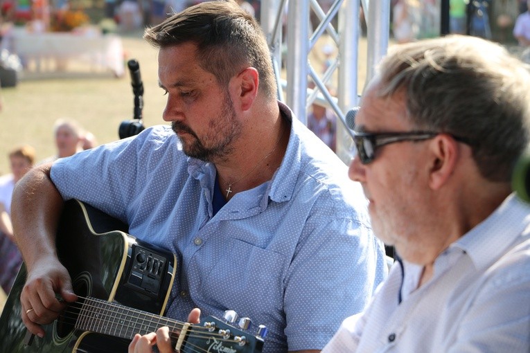 Koncert patriotyczny w Dąbrowie