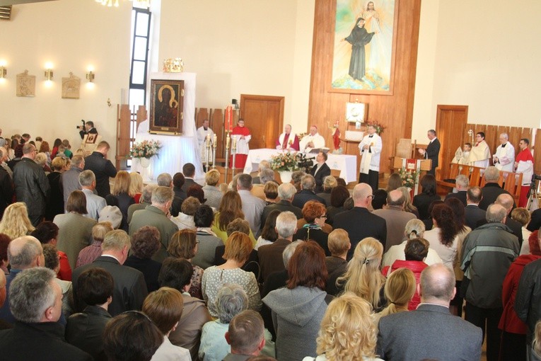 Rogozino. Nawiedzenie w parafii św. Faustyny Apostołki Miłosierdzia Bożego