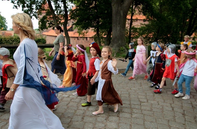 Malbork - barwny korowód