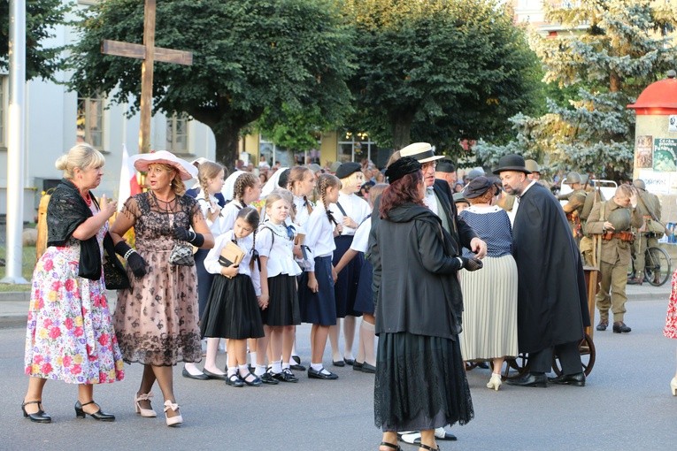 Rekonstrukcja historyczna nalotu na Mławę