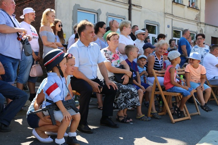 Rekonstrukcja powstania '44 w Raciążu