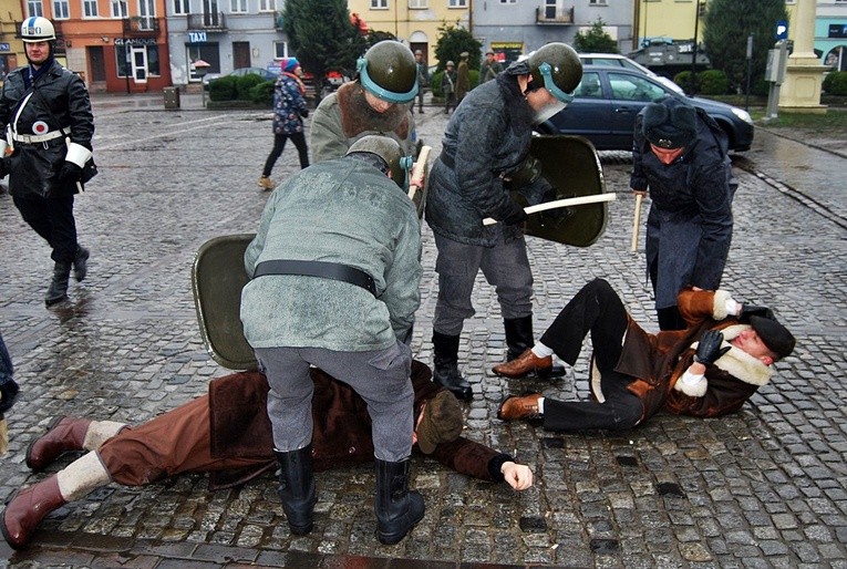 Rekonstrukcja stanu wojennego w Płońsku