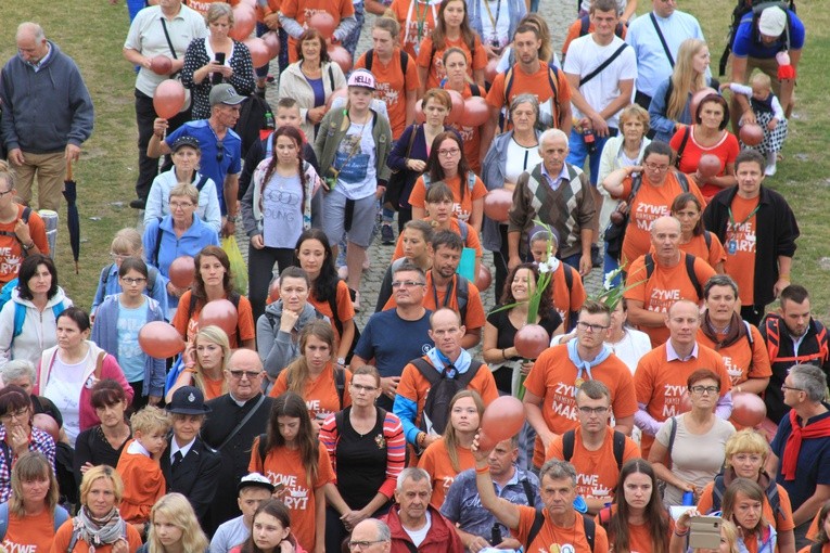 Pielgrzymka. Jasna Góra (część 1)