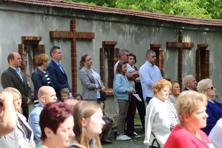 Czerwińsk. 50. rocznica koronacji obrazu Matki Bożej, cz. I
