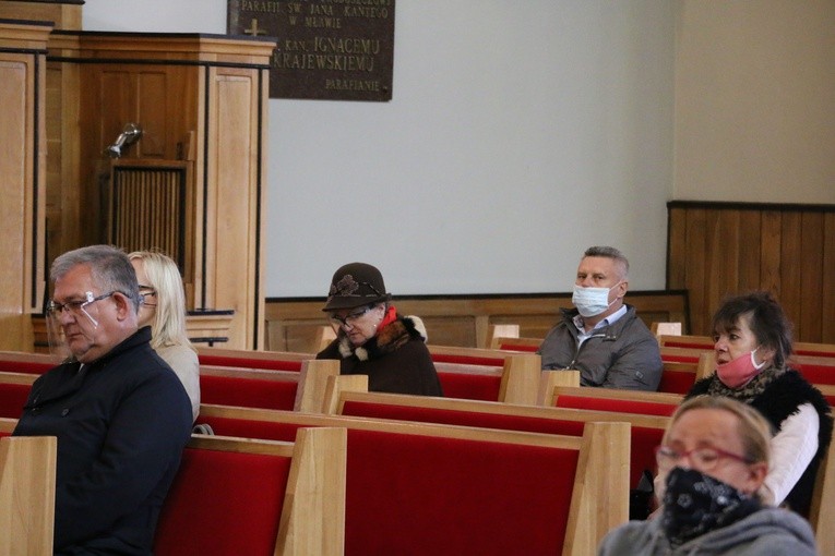 Mława. Poświęcenie pomnika Dzieci Nienarodzonych