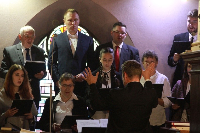 Byli alumni-żołnierze w Pomiechowie
