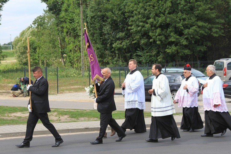 Rypin, Rogowo. Pogrzeb ks. Jacka Darmofalskiego