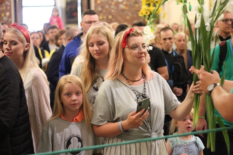 Pielgrzymka. W kaplicy Matki Bożej