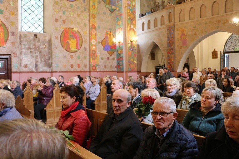 Niedzbórz. Wprowadzenie relikwii św. Rity