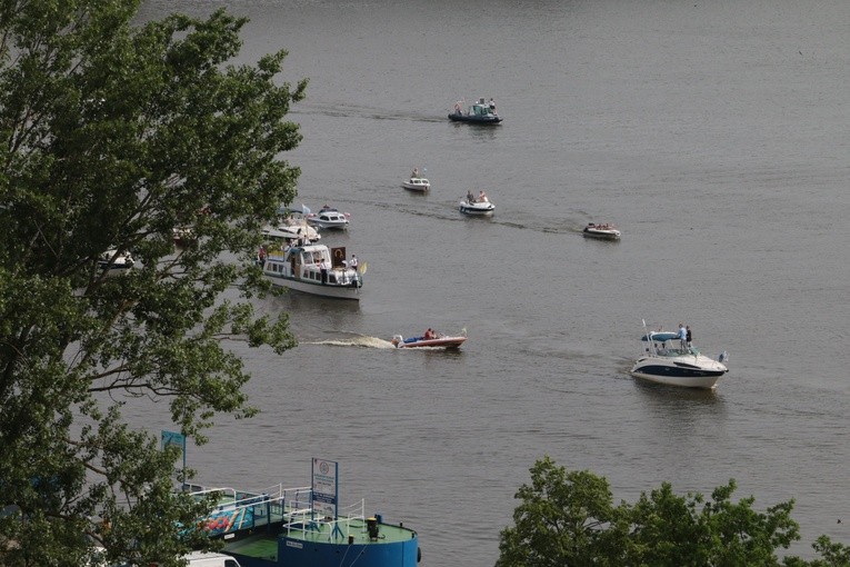 Peregrynacja - przeprawa Wisłą