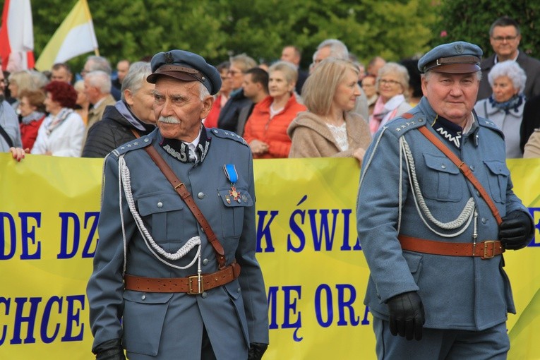 Ciechanów. Marsz dla Życia i Rodziny