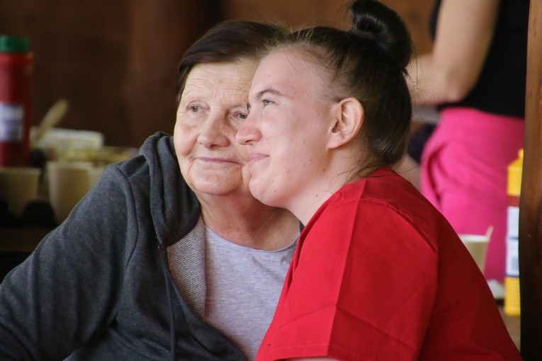 Sikórz. Piknik w Leonianum