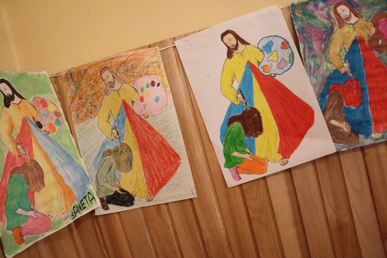 „Jezus maluje twój portret farbami miłosierdzia"