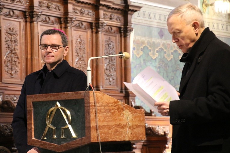 Katedra płocka. Modlitwa o ustanie epidemii