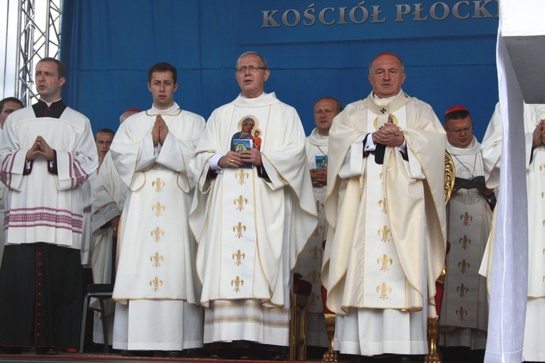 Pułtusk. Msza św. na rozpoczęcie nawiedzenia. Cz. 3