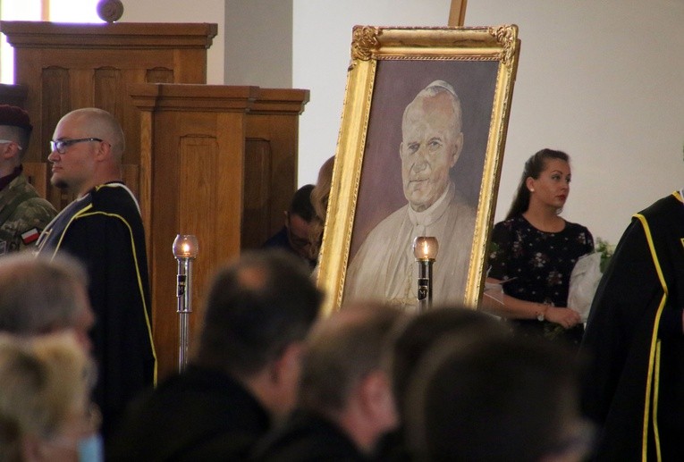 Płock. 30. rocznica pielgrzymki papieskiej - cz. 1