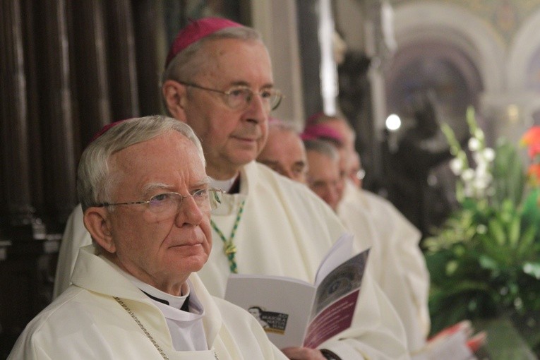 Episkopat w Płocku. Msza w katedrze